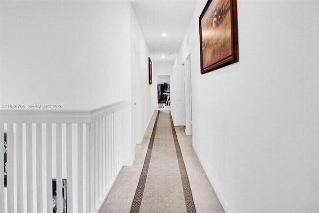 Building Photo - 1382 SE 26th Rd