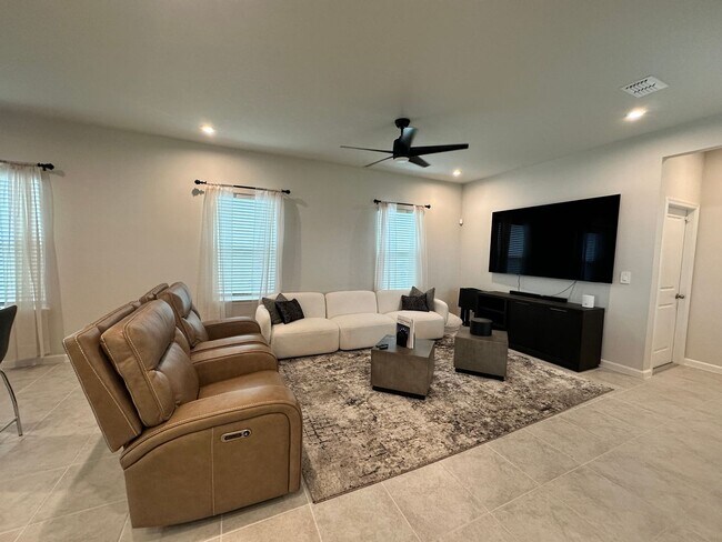 Building Photo - Beautiful Apopka Home For Rent!
