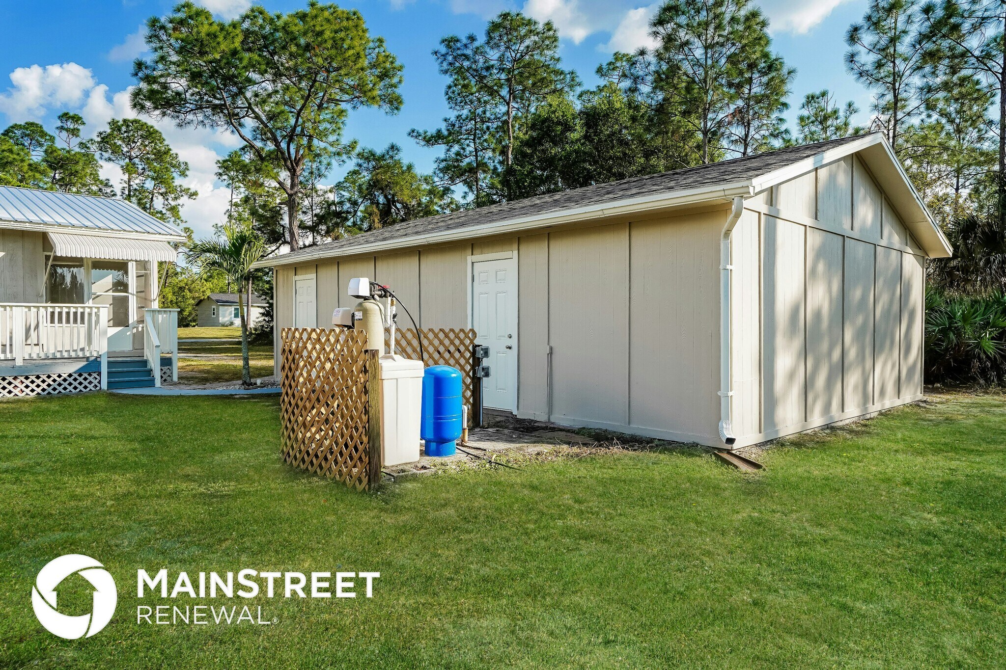 Building Photo - 1219 Thompson Ave