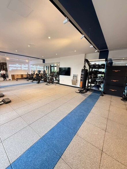 Building Photo - 3734 NW 12th St