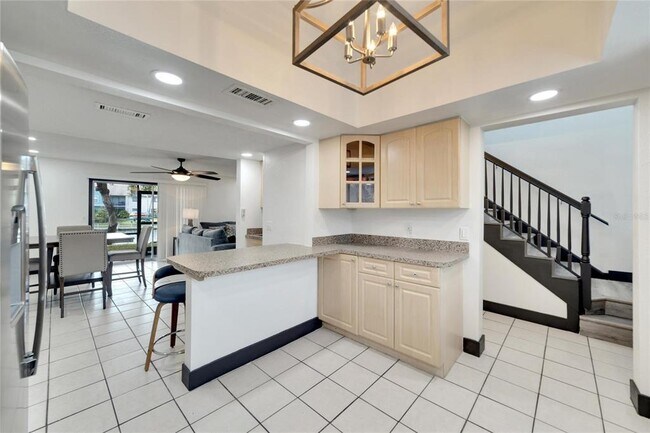 Building Photo - 6301 Newtown Cir