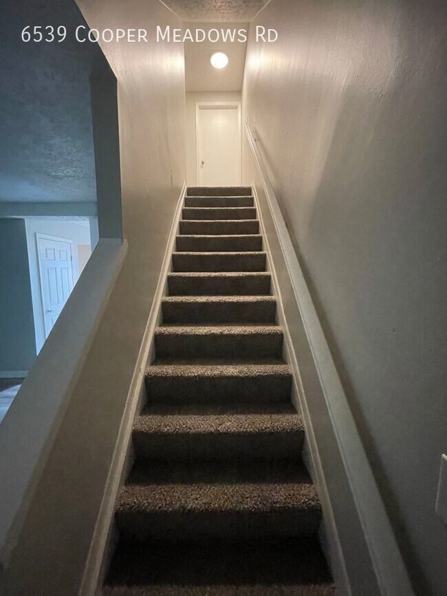 Building Photo - Cooper Meadows- Two Bedroom Townhome in We...