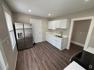 Building Photo - 29 Editha Ave