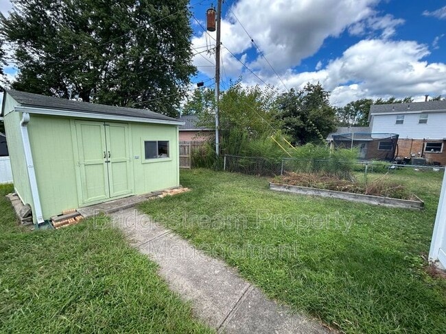 Building Photo - 7281 Klyemore Dr