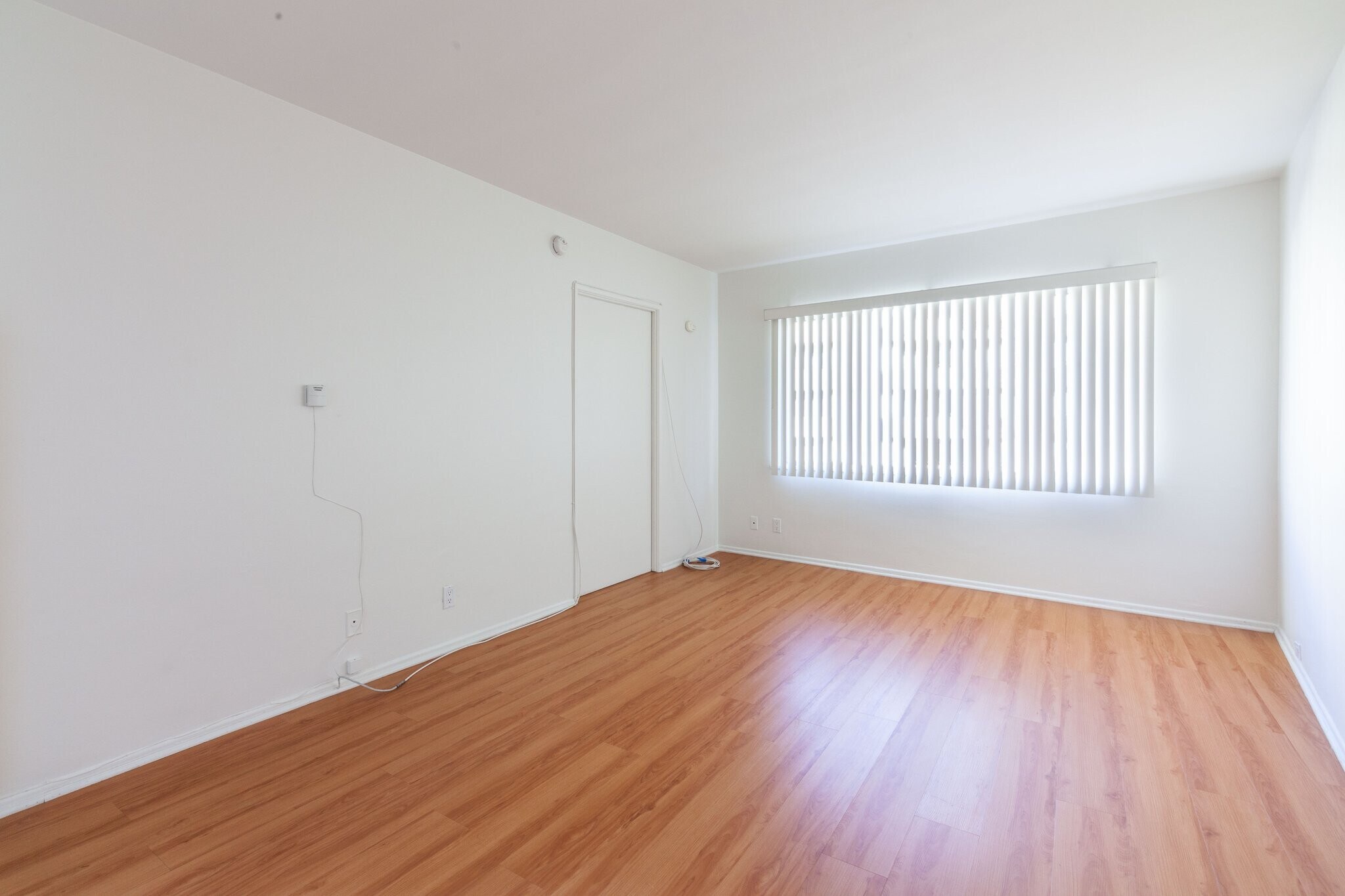 Building Photo - 667-669-669 Levering Ave