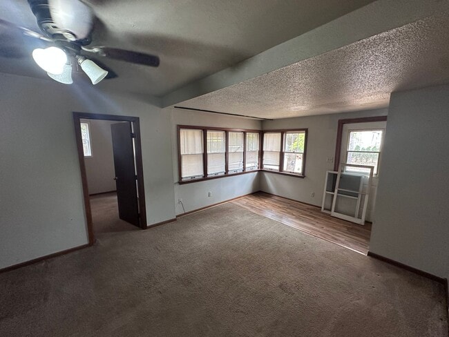 Building Photo - 629/631 Park Avenue