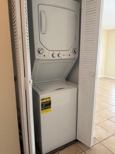 Building Photo - 815 W Boynton Beach Blvd