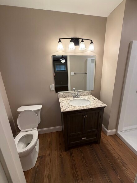 Building Photo - 2038 Conway Dr