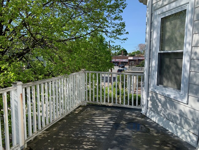 Building Photo - 14 Marlboro St