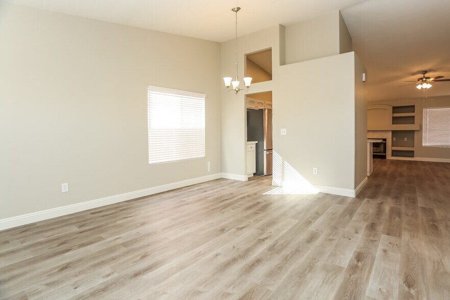 Building Photo - 3705 Iverson Ln