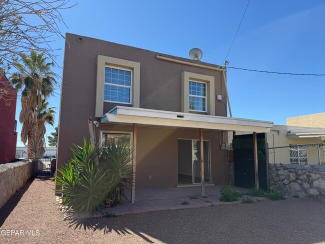 Building Photo - 10407 Ashwood Dr