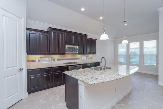 Building Photo - 28651 Far West Trail