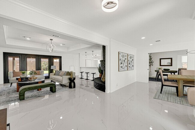 Building Photo - 2415 Moss Hill Dr