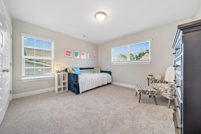 Building Photo - 1621 Spring Berry Ln