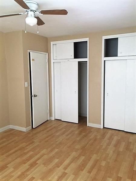 Building Photo - 1575 NE 47th St