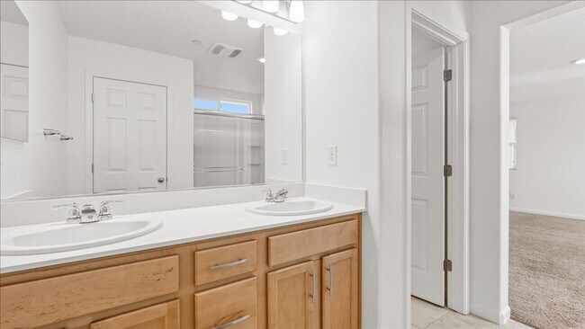 Building Photo - 4531 Gray Lodge Loop