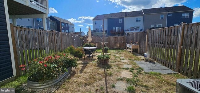 Building Photo - 126 Lindy Wy