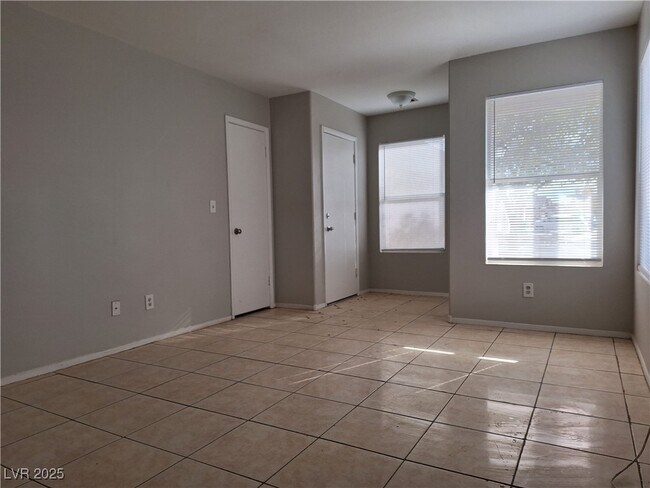 Primary Photo - 6424 Hayden Peak Ln