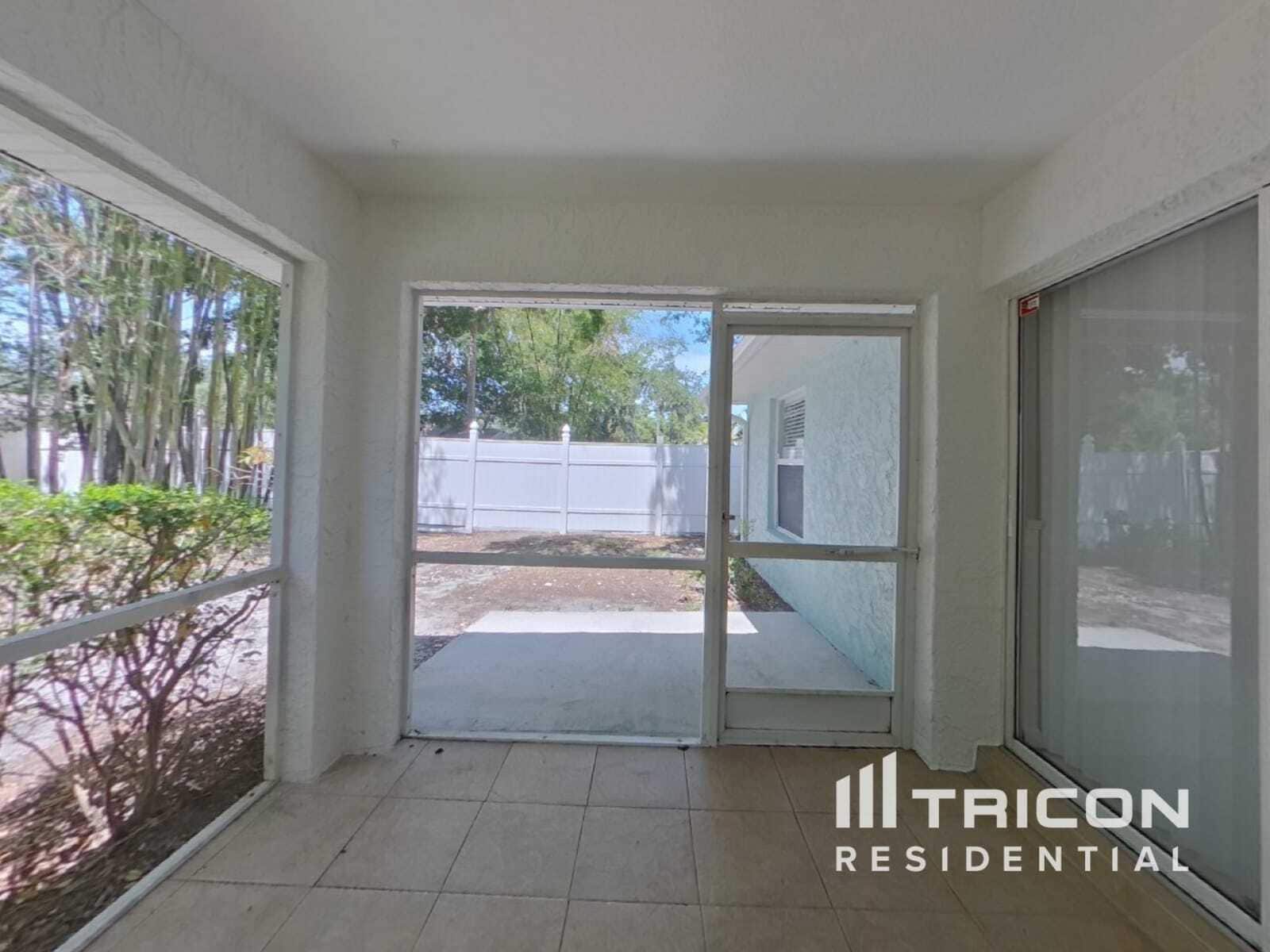 Building Photo - 4614 Breezy Pines Blvd