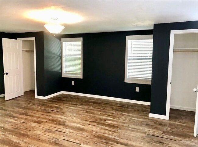 Building Photo - 143 S Worcester St