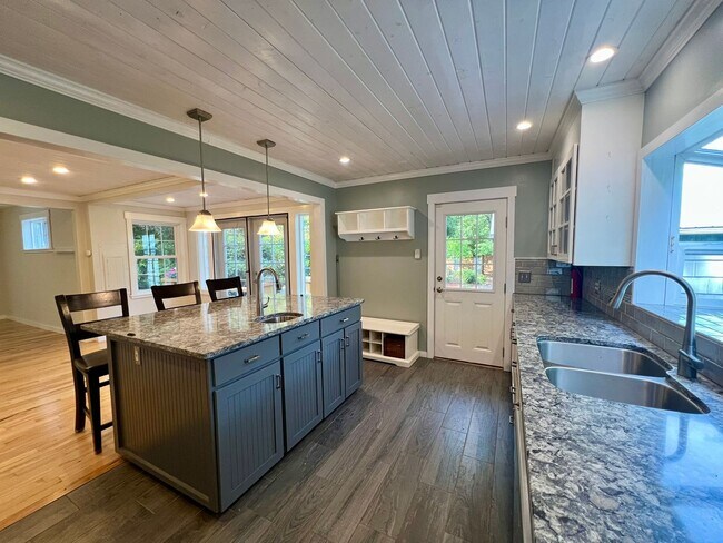 Building Photo - Updated 1920 Farmhouse - Many Special Feat...