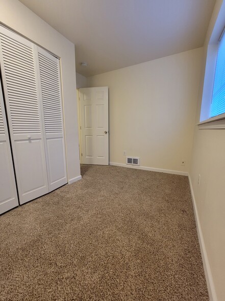 Building Photo - 9506 Sand Point Way NE