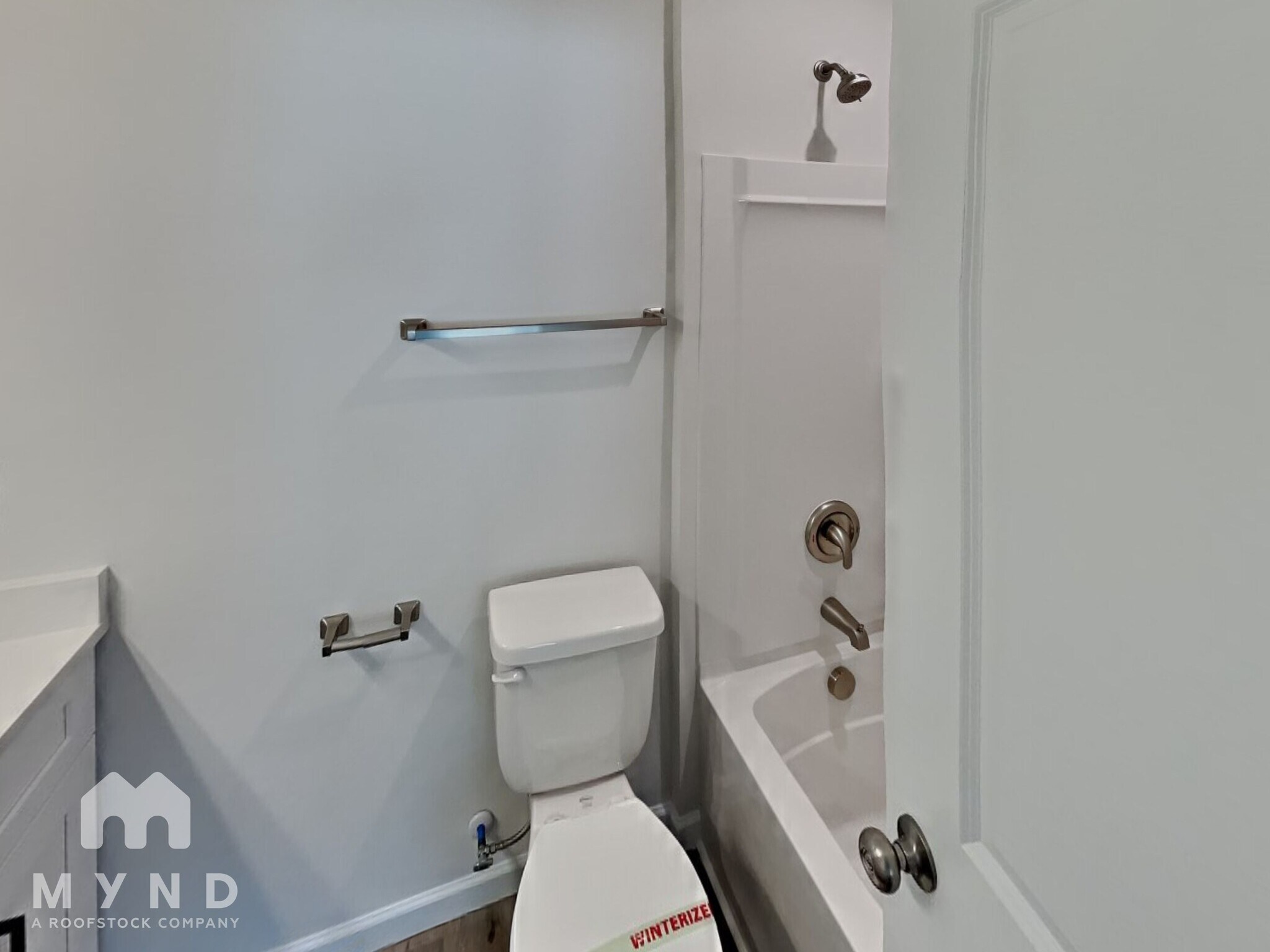 Building Photo - 218 E Boston Ave