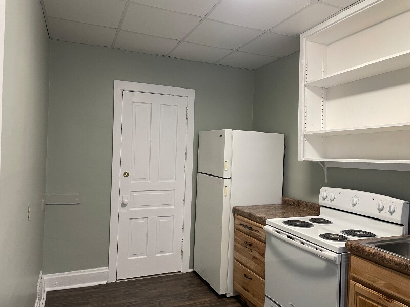 Building Photo - 1207 E 4th St