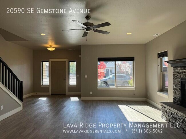 Building Photo - 20590 SE Gemstone Ave