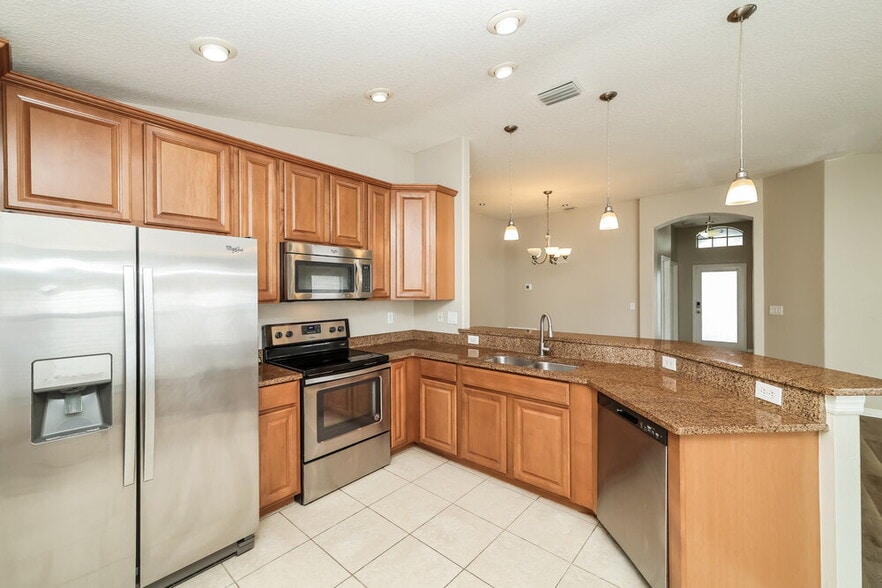 Building Photo - 13020 Avalon Crest Ct