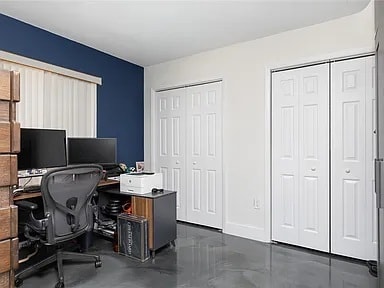 Building Photo - 3461 SW 24th St