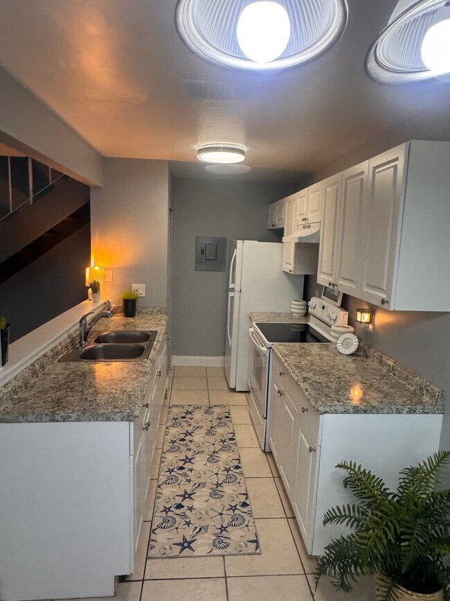 Building Photo - Open House Friday 8/8/25 Saturday 8/9/25 f...