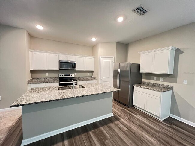Building Photo - 35202 Daisy Meadow Loop