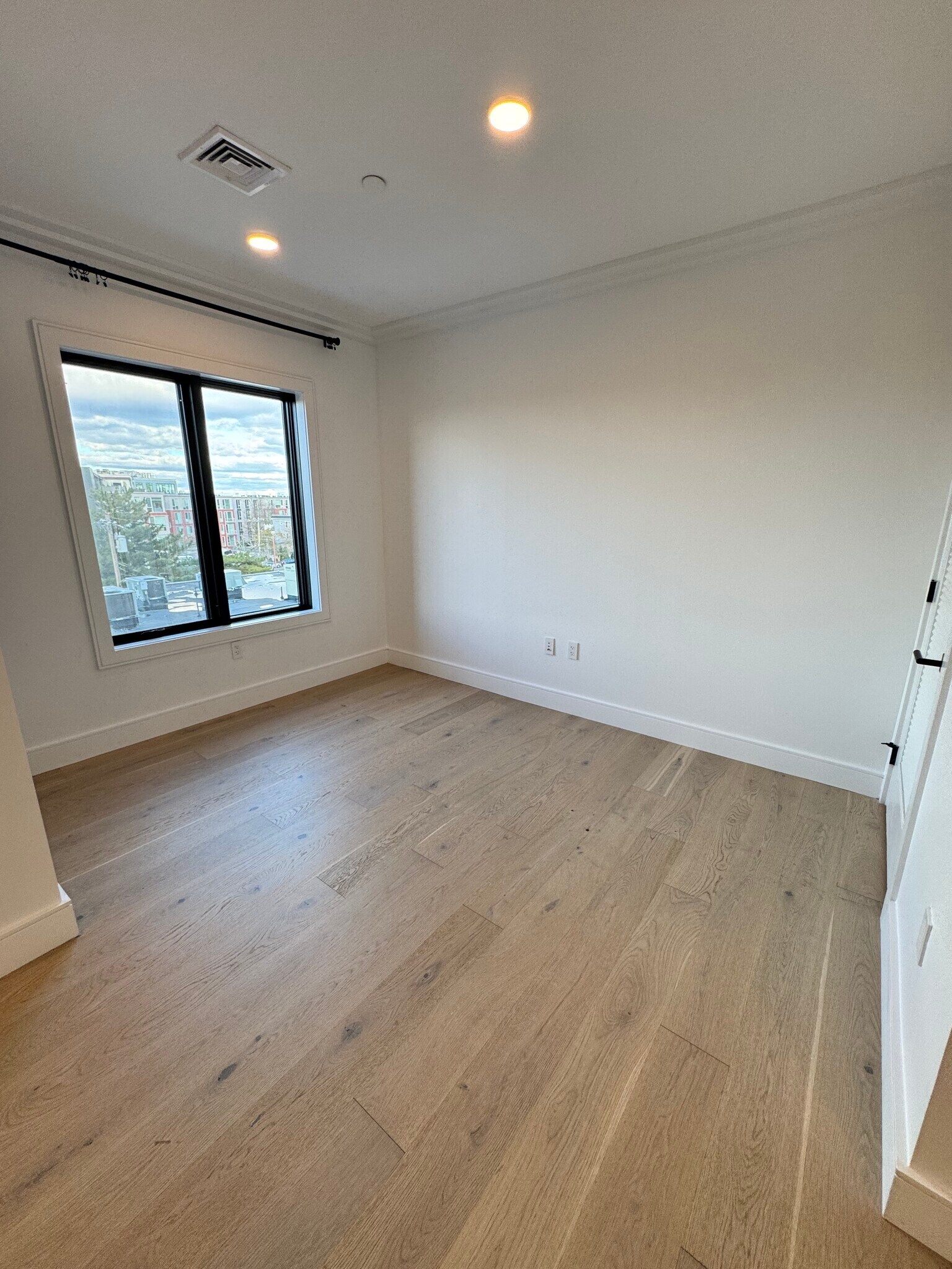 Building Photo - 58 Leo M Birmingham Pky