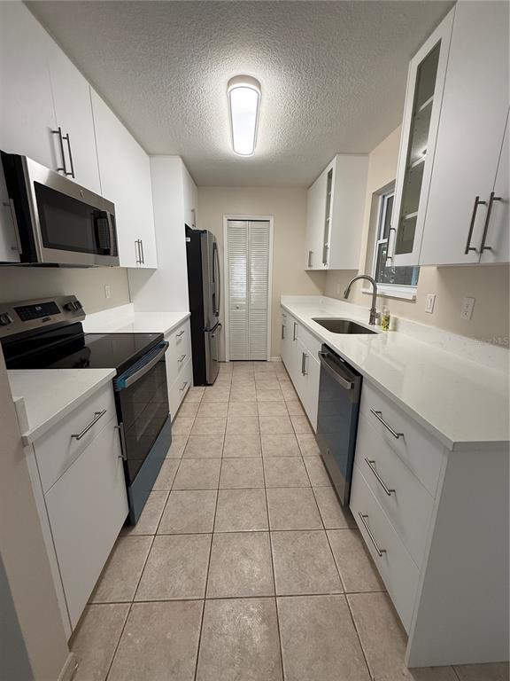 Building Photo - 5454 Bracken Ct