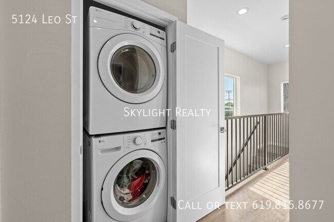 Building Photo - 5124 Leo St