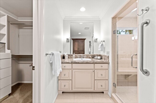 Building Photo - Fully Furnished Luxury Estate in Boise's Lower Highlands