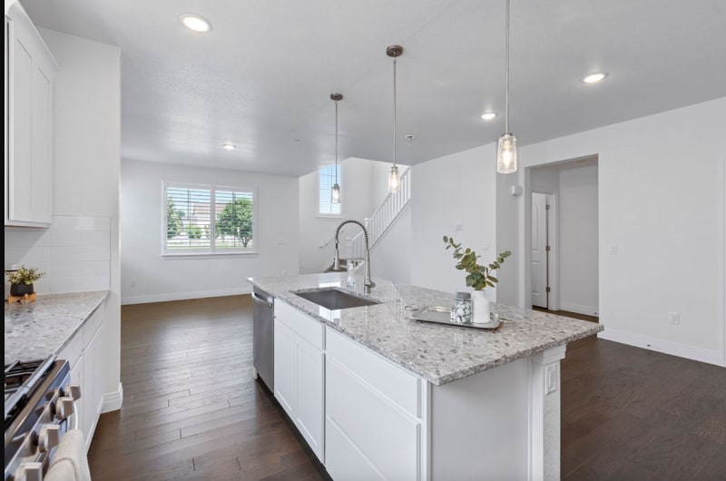 Building Photo - 1209 Bon Homme Richard Dr