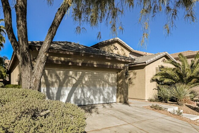 Building Photo - 9048 Blue Raven Ave