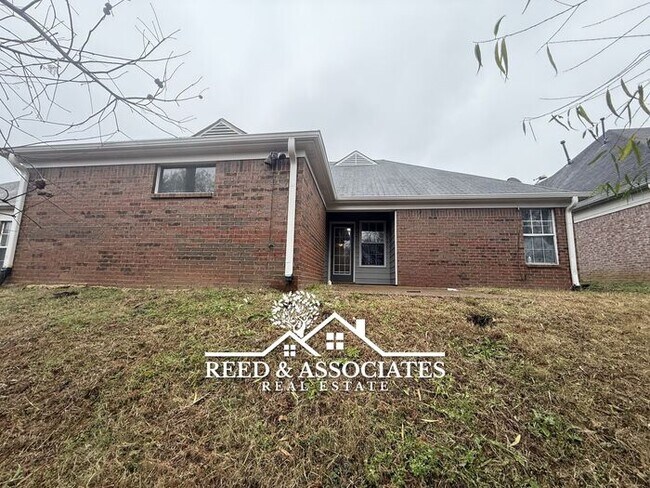 Building Photo - 3 Bedroom in Cordova!