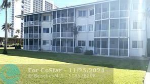 Building Photo - 2760 Banyan Rd