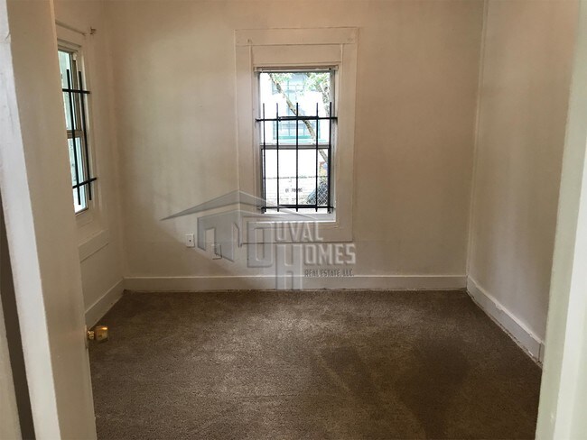 Building Photo - 2345 Mc Quade St