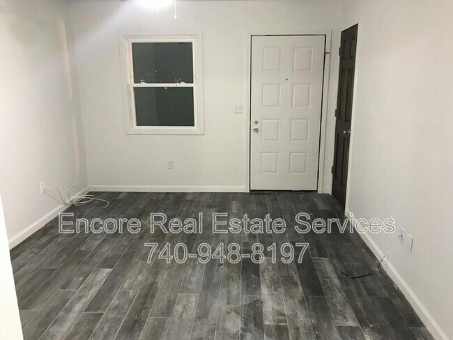 Building Photo - 1241 Green Valley Dr