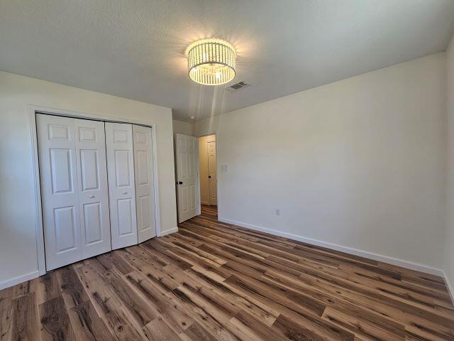 Building Photo - 600 Burgundy Ln