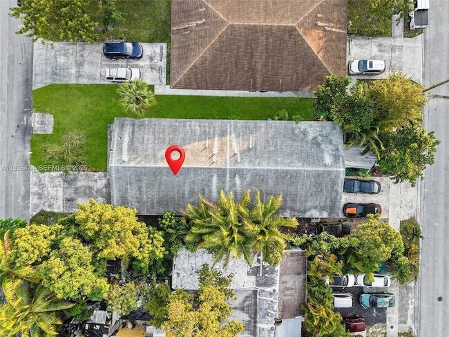 Building Photo - 1472 SW 44th Ave