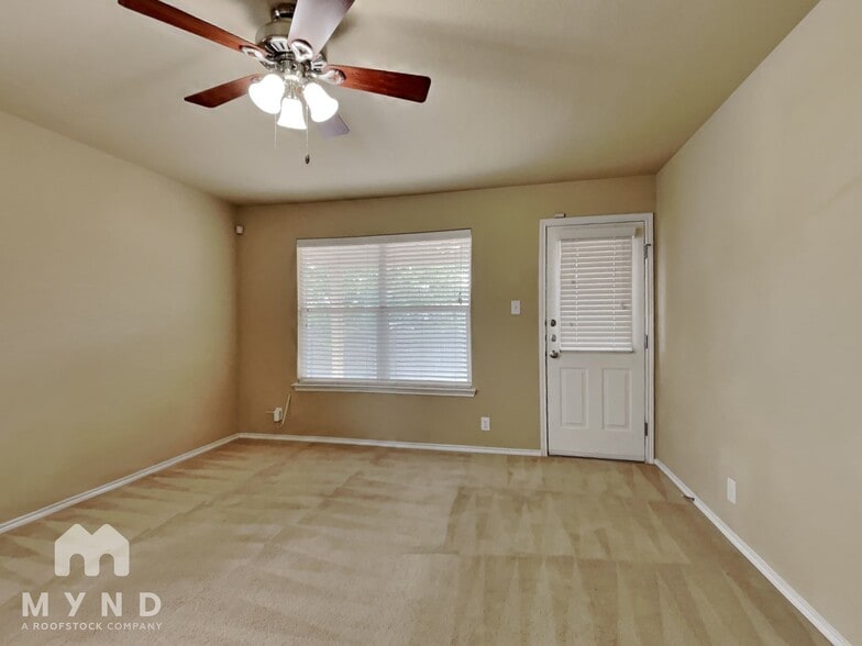 Building Photo - 114 Arcadia Pl