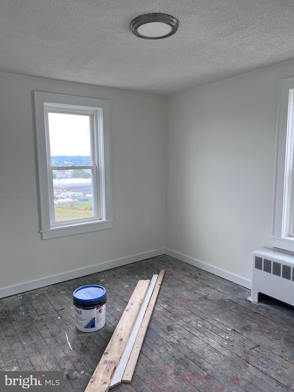 Building Photo - 636 Gravel Pike