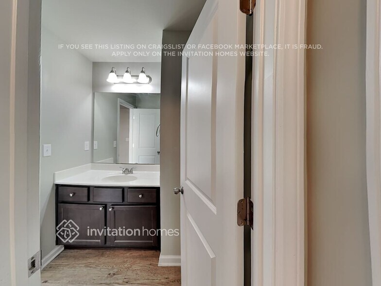 Building Photo - 204 Addy Ln