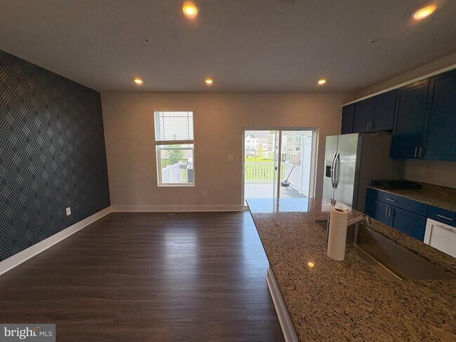 Building Photo - 1815 Betterton Rd