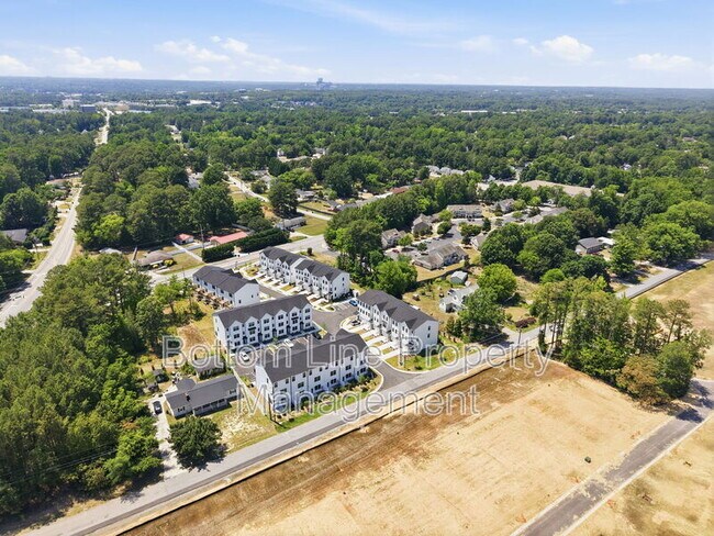 Building Photo - 2308 Oakwood Mdws Ct